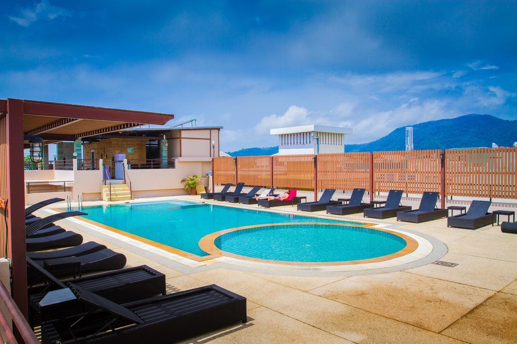 Chana Hotel Phuket Buitenkant foto