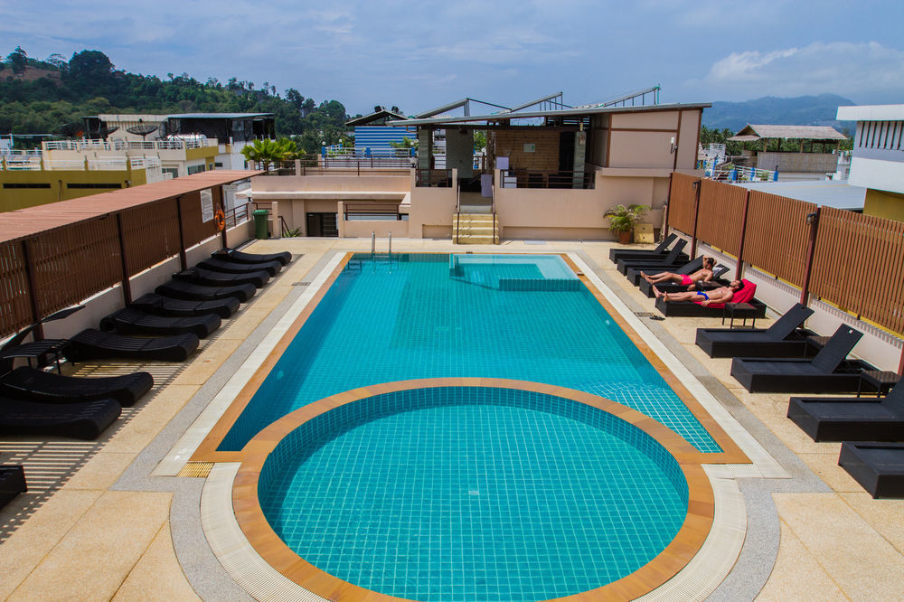 Chana Hotel Phuket Buitenkant foto