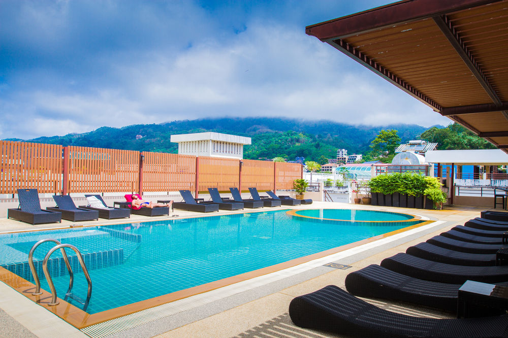 Chana Hotel Phuket Buitenkant foto